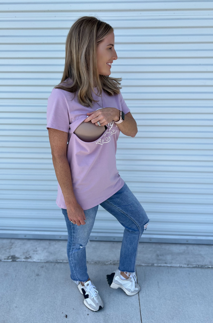 Boobery Mama tee in lilac 