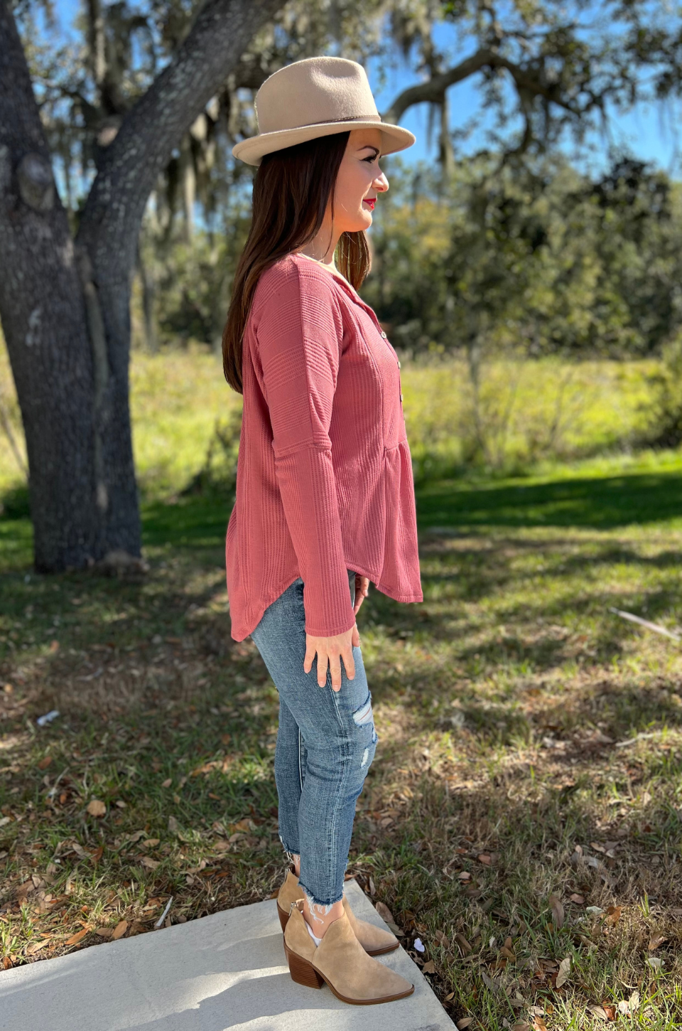 Button waffle tunic for breastfeeding moms