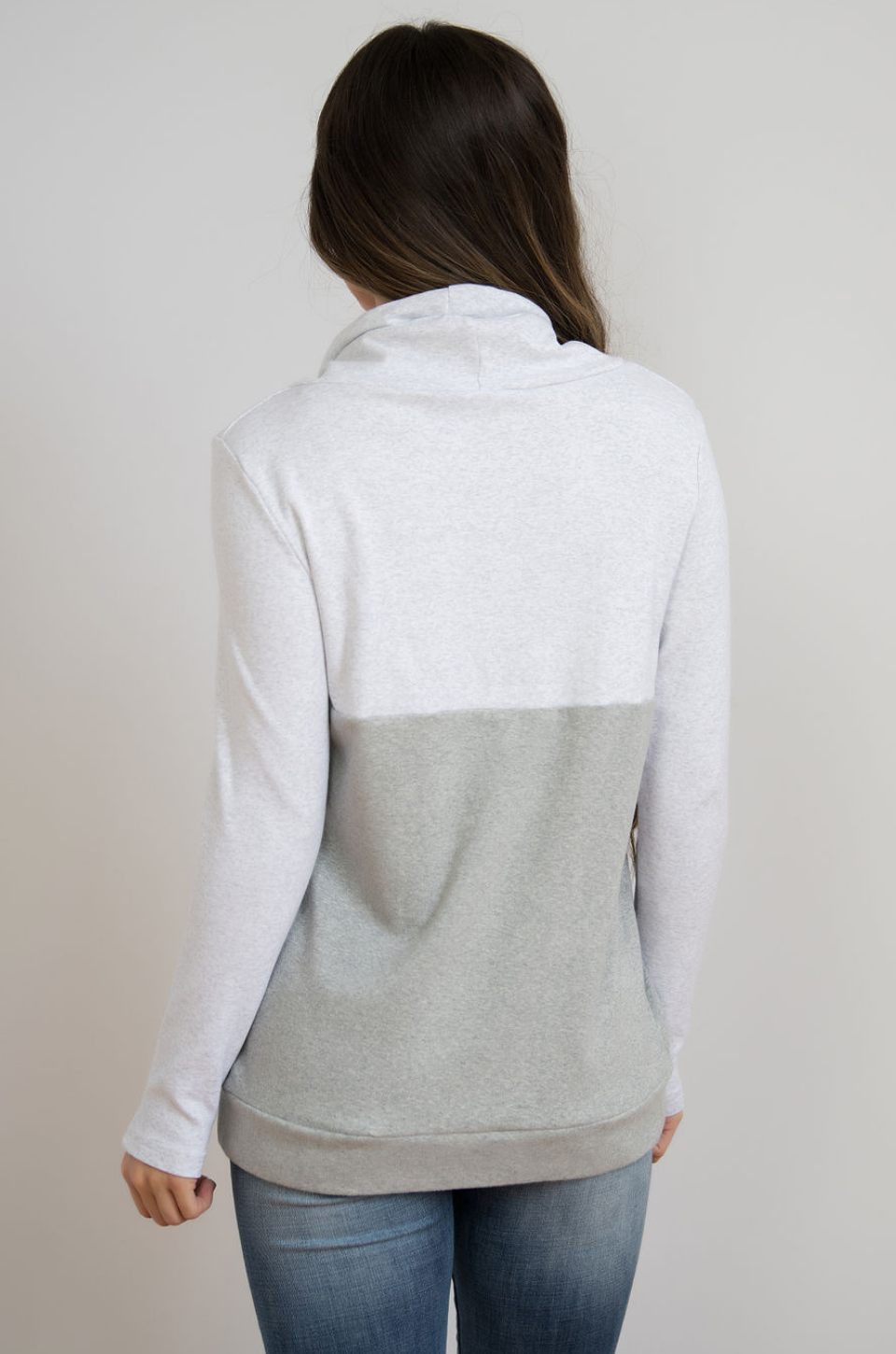 NURSING QUEEN Colorblock Nursing Pullover  - Hidden Zipper - Gray - Nursing Queen 